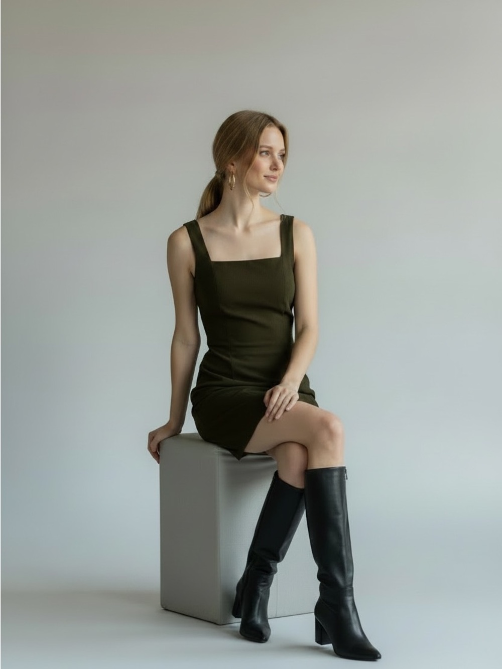 Vintage 90’s Sleeveless Olive Mini Sheath Dress